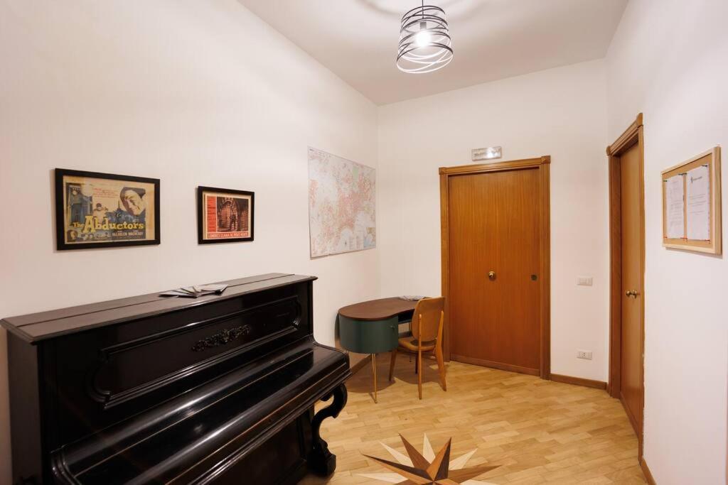 Dante Studio Super Apartment Naples